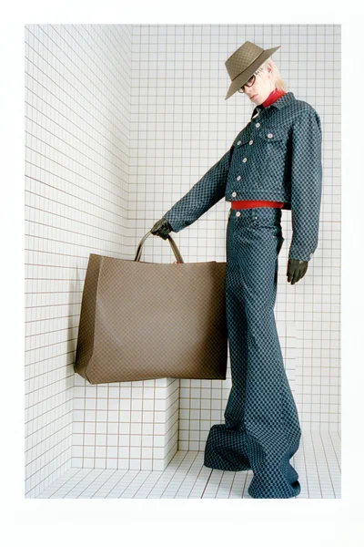 Look 19